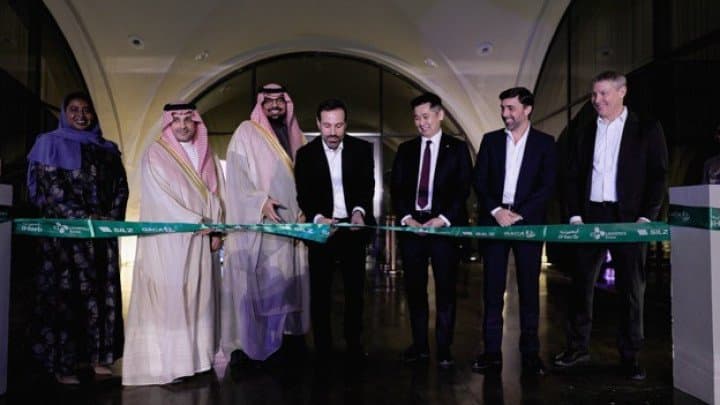 أيهيرب تفتتح مركز توزيع طلبات في الرياض لتعزيز مكانتها في قطاع التجارة الإلكترونية وتقديم خدمة توصيل أسرع في المملكة العربية السعودية