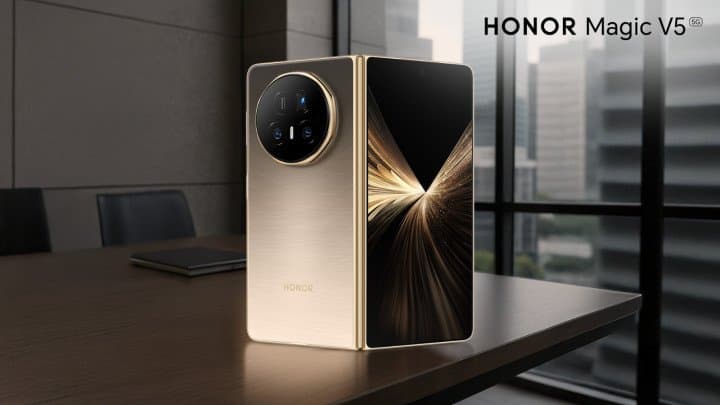 Discover the Ultimate Business Travel Companion with HONOR Magic V5