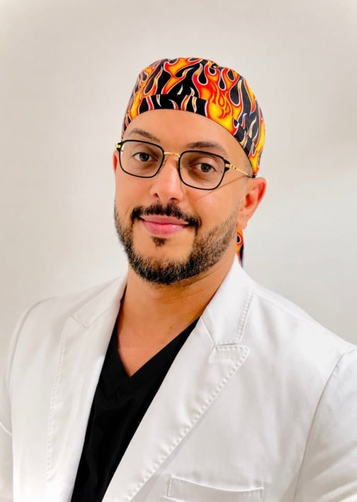 تقنية سعودية تدخل العالمية في التجميل ….الزهراني يقدّم “Z Lift” لشد الأفخاذ بنتائج أجمل وندبات أقل