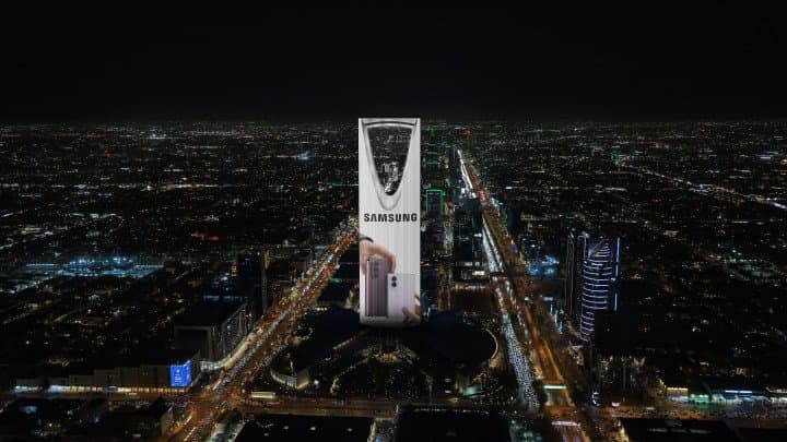 Samsung Galaxy New Foldable Launch Dominates Saudi Skies with Nationwide Unified Advertising Coverage via Rotana Signs Network