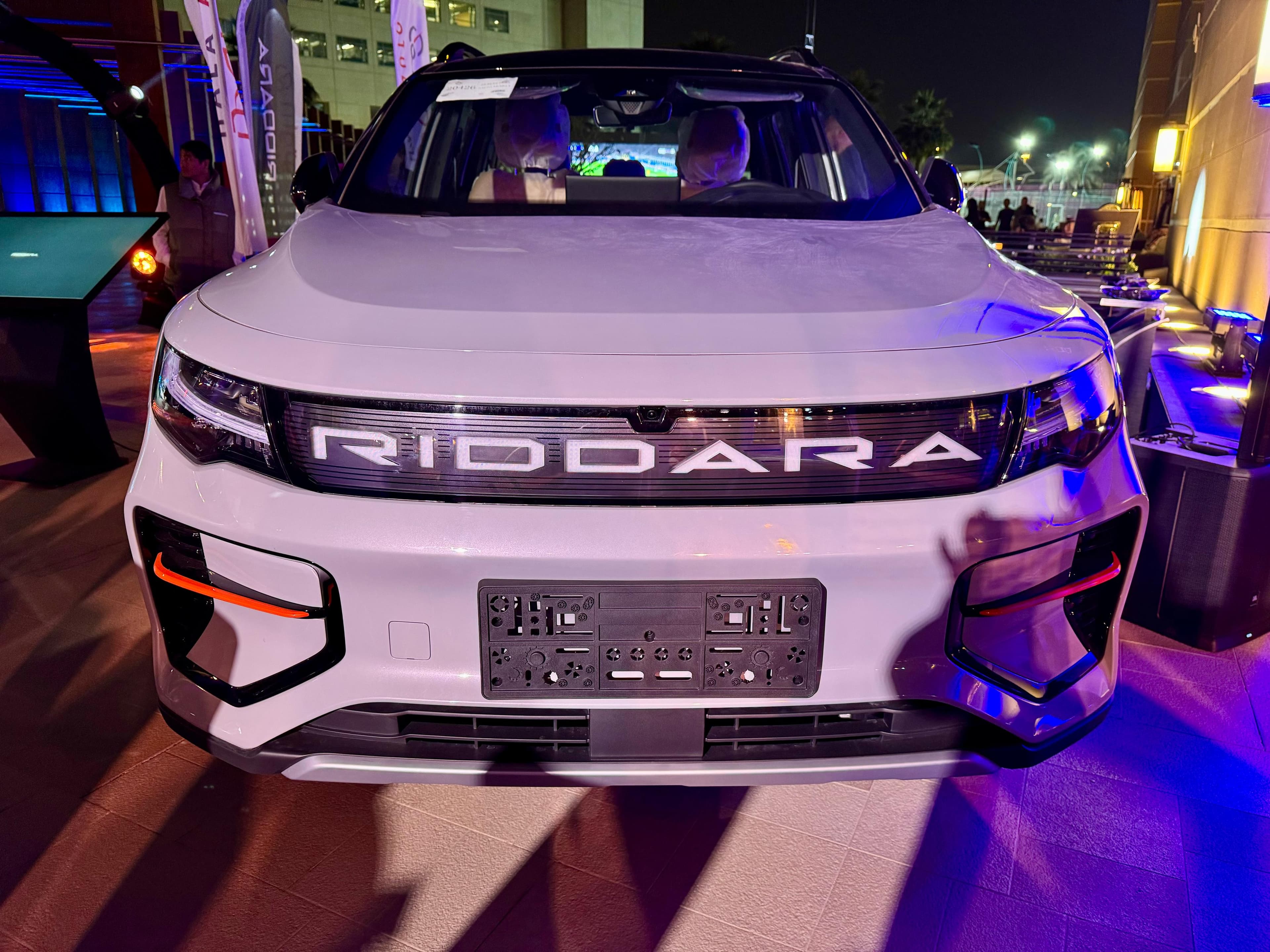 شركة هلا السعودية تُعلن عن شراكتها مع جيلي ريدارا وإطلاق أولى سياراتها الكهربائية في المملكة