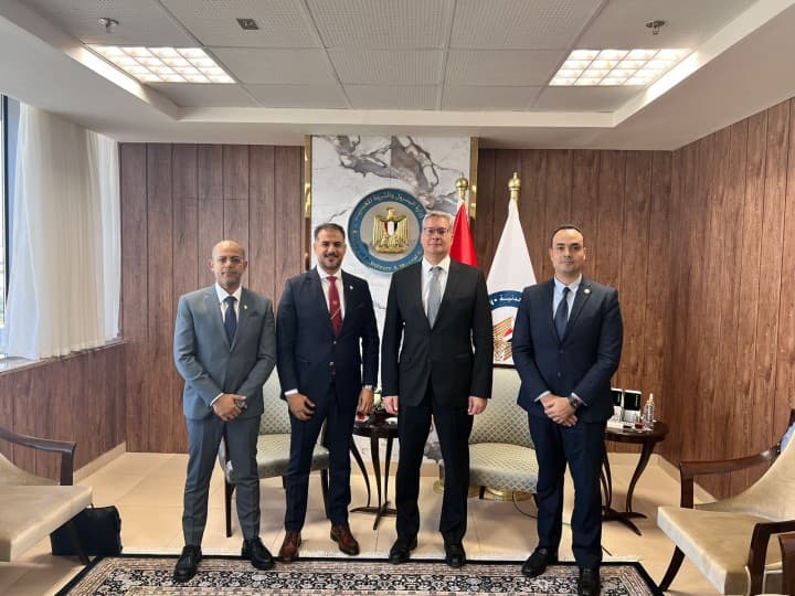 بدء تنفيذ اتفاق التعاون بين حكومة الفجيرة ووزارة البترول والثروة المعدنية المصرية الموانئ المصرية تستقبل الناقلة البترولية الأولى
